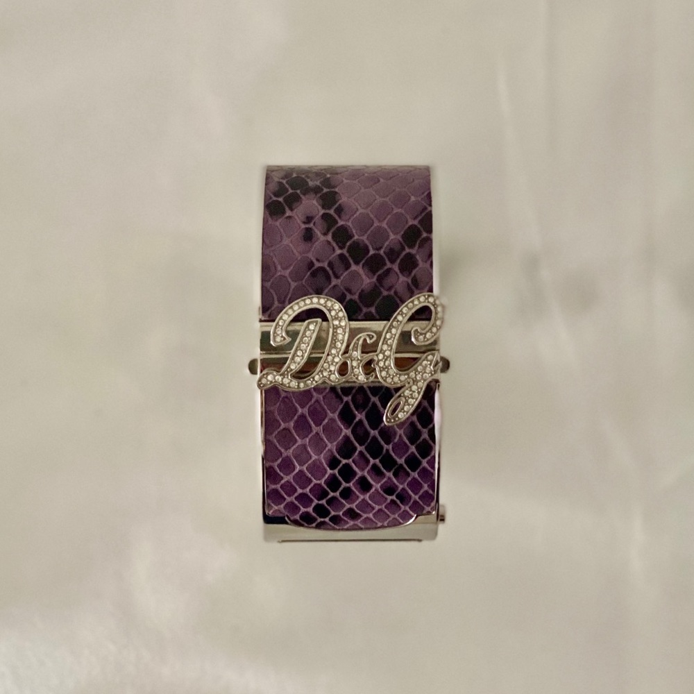 ♦️SOLD♦️D&G Purple Cuff Forever Watch